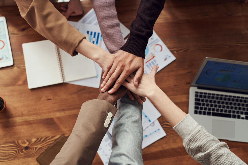 Professional IT outsourcing and managed services team